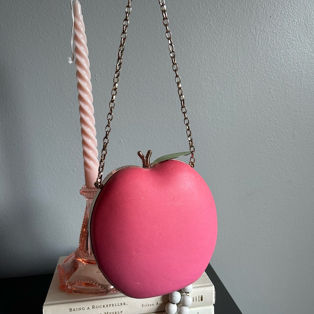 Collectible Too Faced Sweet Peach 2017 PR Clutch
